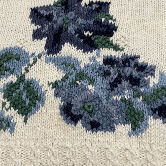 Paris Sport Club Hand Knitted Floral Oversized Sweater Cream Blue Green sz L - Picture 4 of 13